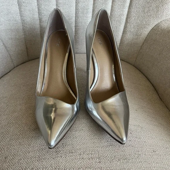 SOLD Chrome Heels - Picture 12 of 12